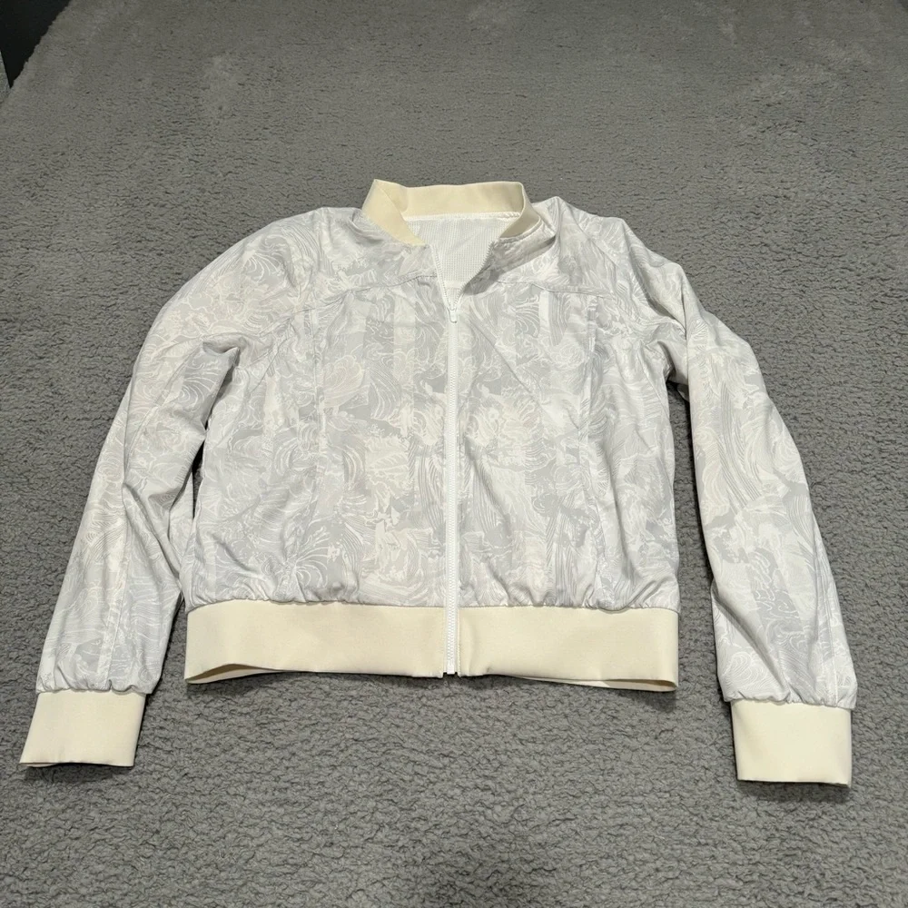 Lululemon Women’s Bomb Around Jacket Reversible Lightweight Stretch Wave White 6